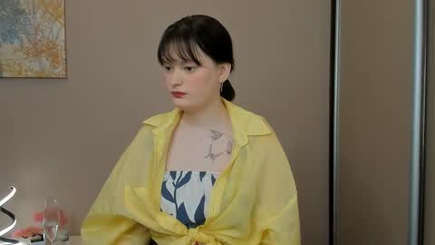 Cassandra online show from March 29, 4:12 am