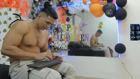 Chorey Thaylor online show from October 11, 3:10 pm