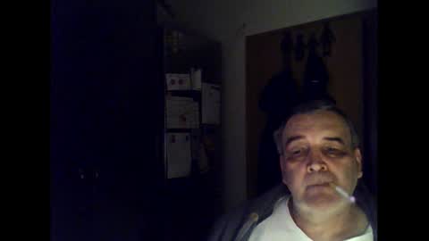 Chris online show from February 9, 6:01 am