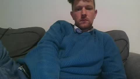 chris280989 online show from April 22, 6:53 pm