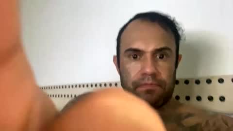 Chris online show from December 19, 1:18 pm