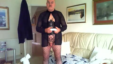 chris898902 online show from November 3, 12:06 pm