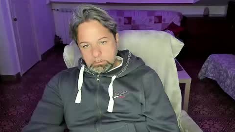 Snapshot of chris__hammer chatting on December 4, 4:11 am JACK XXX online show from December 4, 4:11 am