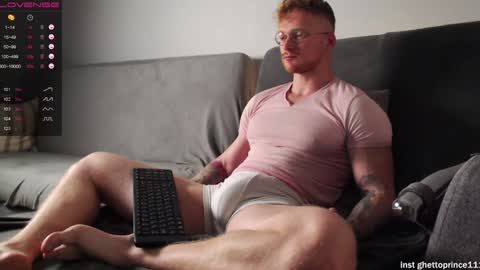 Snapshot of chris_boy37 chatting on December 28, 8:37 am redhead thief of sausages and hearts online show from December 28, 8:37 am