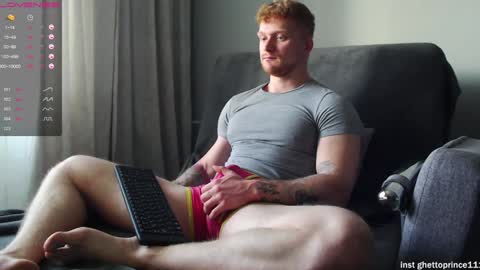 Snapshot of chris_boy37 chatting on January 18, 10:17 am redhead thief of sausages and hearts online show from January 18, 10:17 am