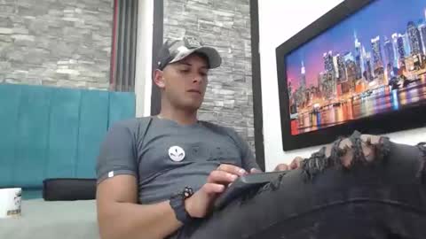 chris_dick2 online show from November 26, 5:19 am