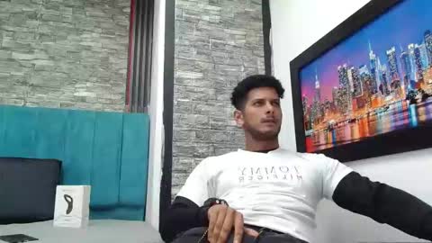 chris_dick2 online show from January 11, 5:12 am