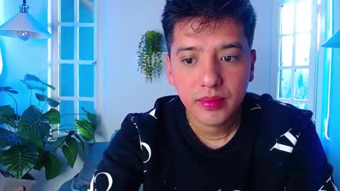 C H R I S  online show from February 2, 7:12 pm