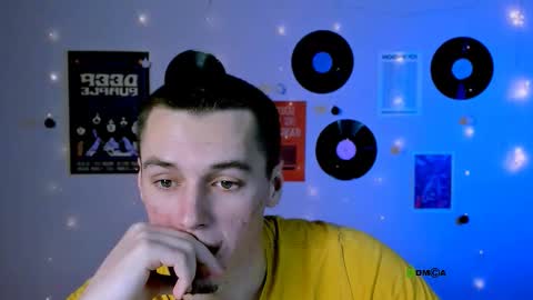 Snapshot of chris_loot chatting on January 14, 8:58 pm chris_loot online show from January 14, 8:58 pm