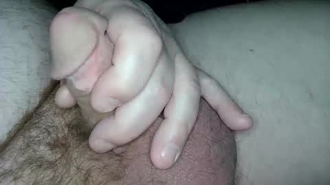 chris_loves_to_please online show from December 16, 5:34 am