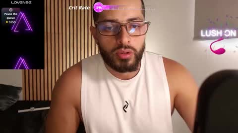 cris         Twitter magnum101010 insta magnumc20 online show from September 24, 5:27 pm