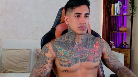 chris reilly online show from March 16, 10:03 pm