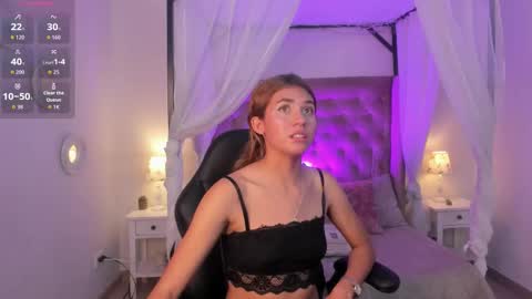 Snapshot of chris_velvet chatting on January 9, 7:48 pm Chris online show from January 9, 7:48 pm