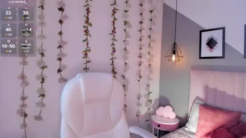 Snapshot of chris_velvet chatting on February 27, 8:20 pm Chris online show from February 27, 8:20 pm