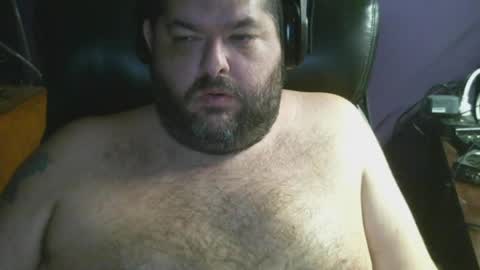 Snapshot of chrisgraphics2 chatting on April 6, 5:19 am Chris online show from April 6, 5:19 am