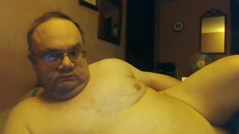 Snapshot of chrismini312 chatting on December 11, 5:15 pm Chris The Jerk Off King online show from December 11, 5:15 pm