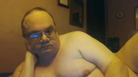 Snapshot of chrismini312 chatting on January 8, 1:31 pm Chris The Jerk Off King online show from January 8, 1:31 pm