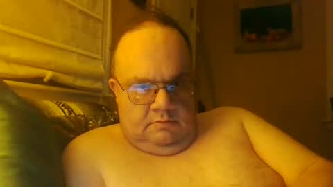 Snapshot of chrismini312 chatting on February 4, 11:38 pm Chris The Jerk Off King online show from February 4, 11:38 pm