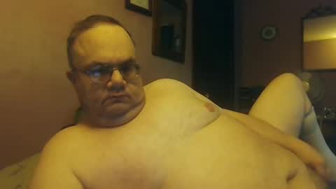 Snapshot of chrismini312 chatting on February 14, 1:40 pm Chris The Jerk Off King online show from February 14, 1:40 pm