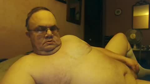Snapshot of chrismini312 chatting on February 15, 9:04 pm Chris The Jerk Off King online show from February 15, 9:04 pm
