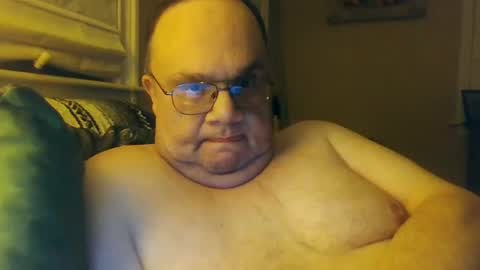 Snapshot of chrismini312 chatting on February 25, 10:50 pm Chris The Jerk Off King online show from February 25, 10:50 pm