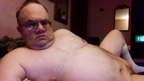 Snapshot of chrismini312 chatting on September 22, 7:05 pm Chris The Jerk Off King online show from September 22, 7:05 pm