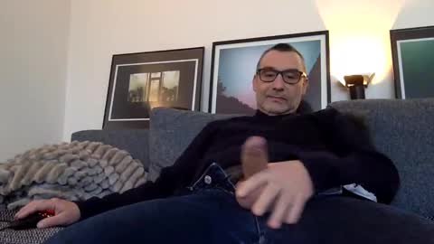 chrispanam13 online show from December 16, 9:58 am