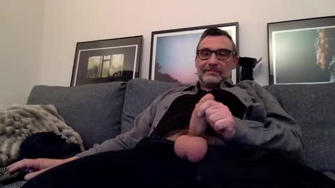 chrispanam13 online show from February 5, 3:27 pm