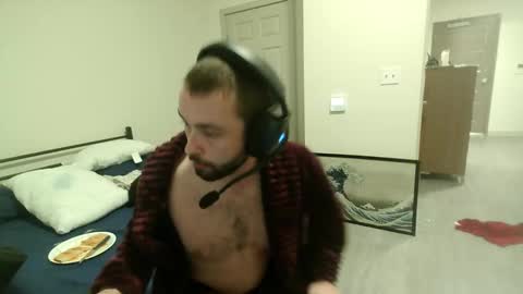 Mystery Man online show from October 6, 1:25 am