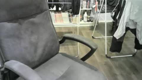 chrisprngr online show from September 21, 4:52 pm