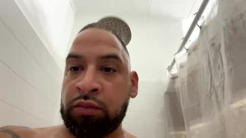 chrisr4203 online show from December 23, 4:21 am