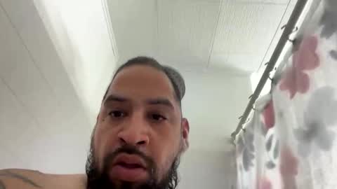 chrisr4203 online show from April 23, 12:15 pm