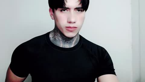 Snapshot of chriss_opp chatting on September 17, 4:19 pm CHRIS INDEPENT MODEL online show from September 17, 4:19 pm