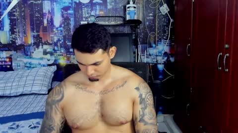 Chriss Stewart online show from April 3, 2:09 am