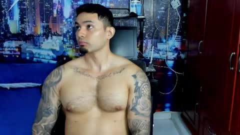 Chriss Stewart online show from May 1, 2:27 am