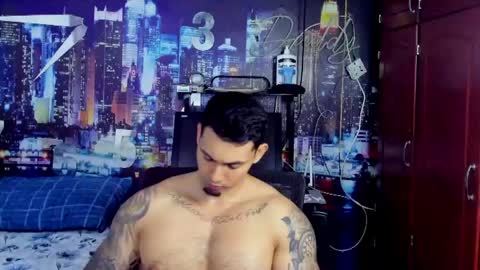 Chriss Stewart online show from May 20, 2:07 am