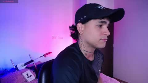 Christian Wang online show from October 21, 8:42 pm