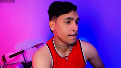 Christian Wang online show from November 29, 11:24 am