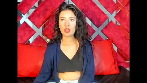 chrisstin_foxx online show from February 12, 5:24 am