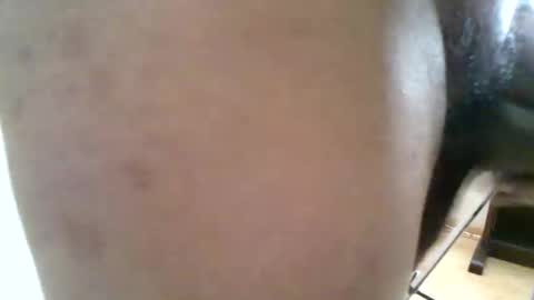 Snapshot of chrisswift3000ad chatting on December 22, 7:44 pm chrisswift3000ad online show from December 22, 7:44 pm