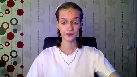 chrissy_joyful online show from May 14, 4:19 am
