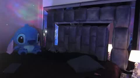 Snapshot of christaly_1 chatting on February 11, 4:28 am Christal online show from February 11, 4:28 am