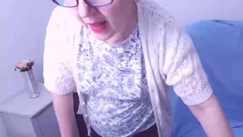 Christa online show from December 12, 6:25 am