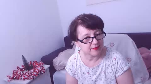 Christa online show from December 22, 5:12 am