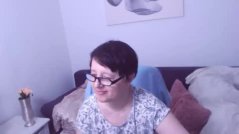 Christa online show from April 25, 7:11 pm