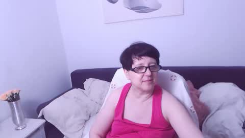 Christa online show from May 14, 9:10 pm