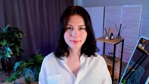 christaschrecongost online show from March 27, 10:37 am