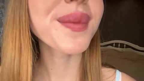 Caroline  online show from August 4, 8:28 am