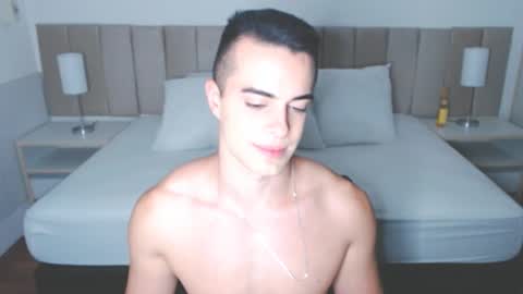 Snapshot of christiandiorx chatting on January 10, 7:57 am christiandiorx online show from January 10, 7:57 am