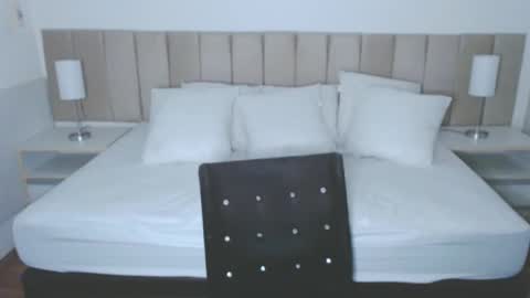 Snapshot of christiandiorx chatting on February 4, 7:51 am christiandiorx online show from February 4, 7:51 am